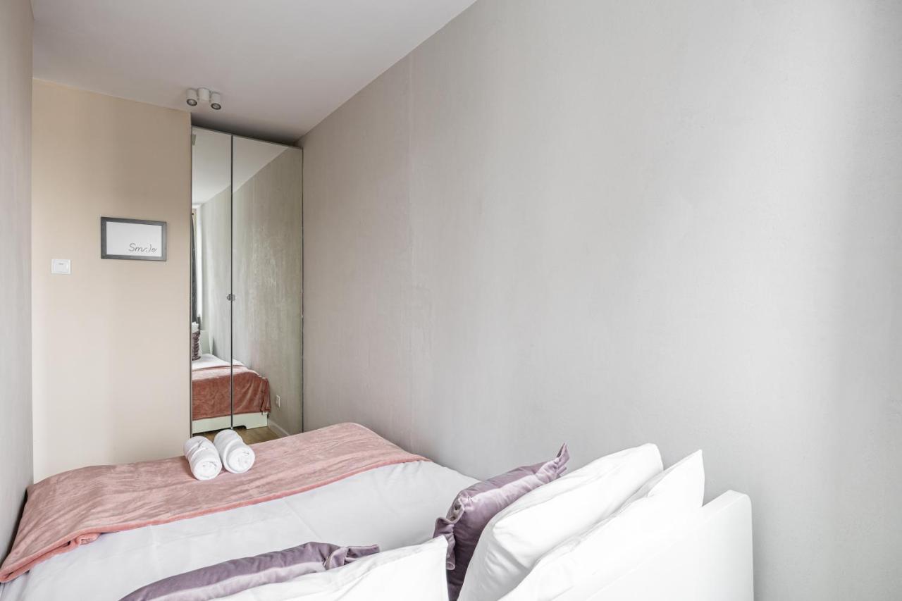 Apartamenty Sliska 10 Varsovie Extérieur photo